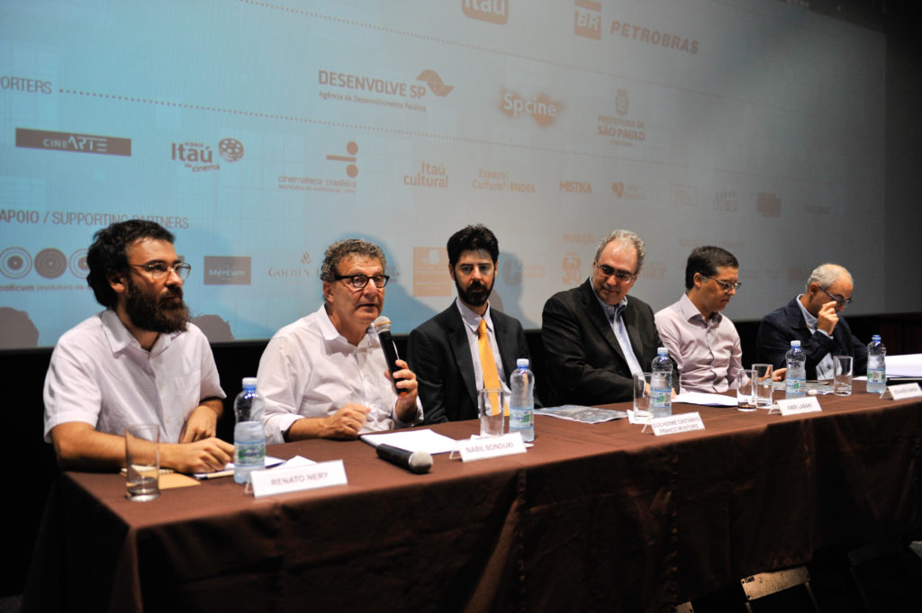 Nabil na coletiva de imprensa do Festival de Documentário Tudo é Verdade com Amir Labaki